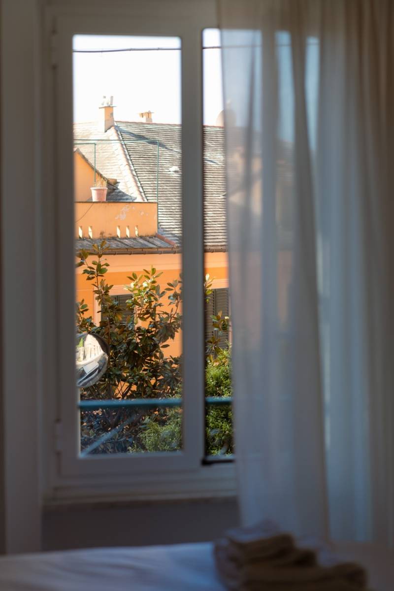 Albergo-Augusta-Camogli-camere-DSC4182-verticale
