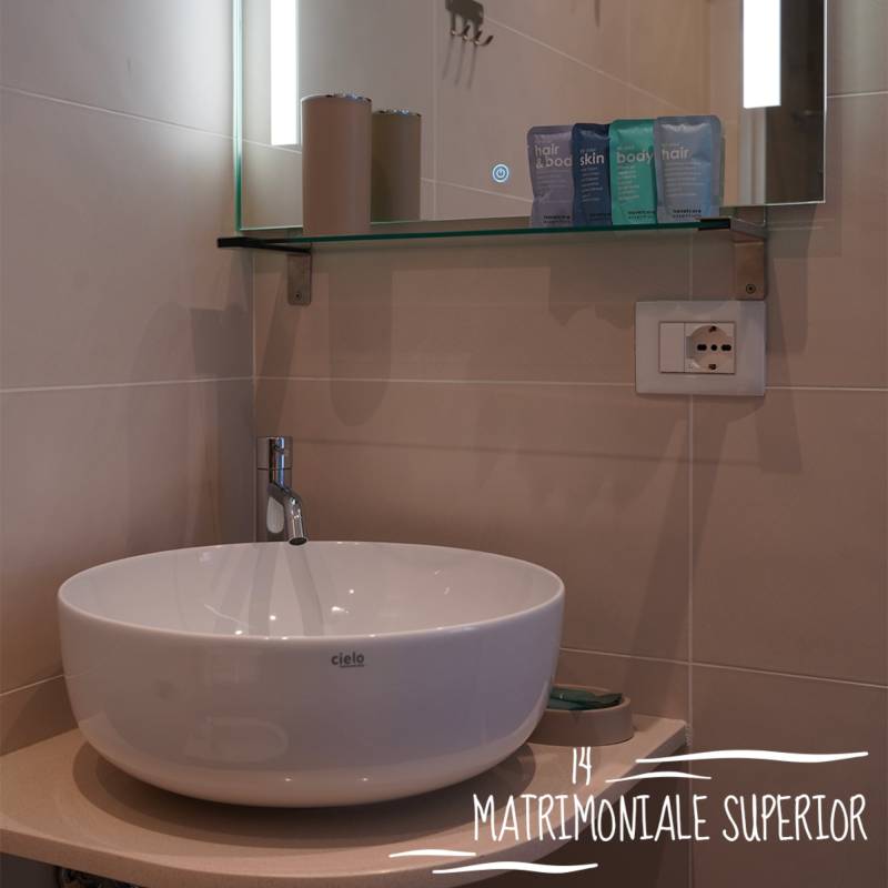 albergo-augusta-camogli-Matrimoniale-Superior-Quadrata-CAMERA-14-01